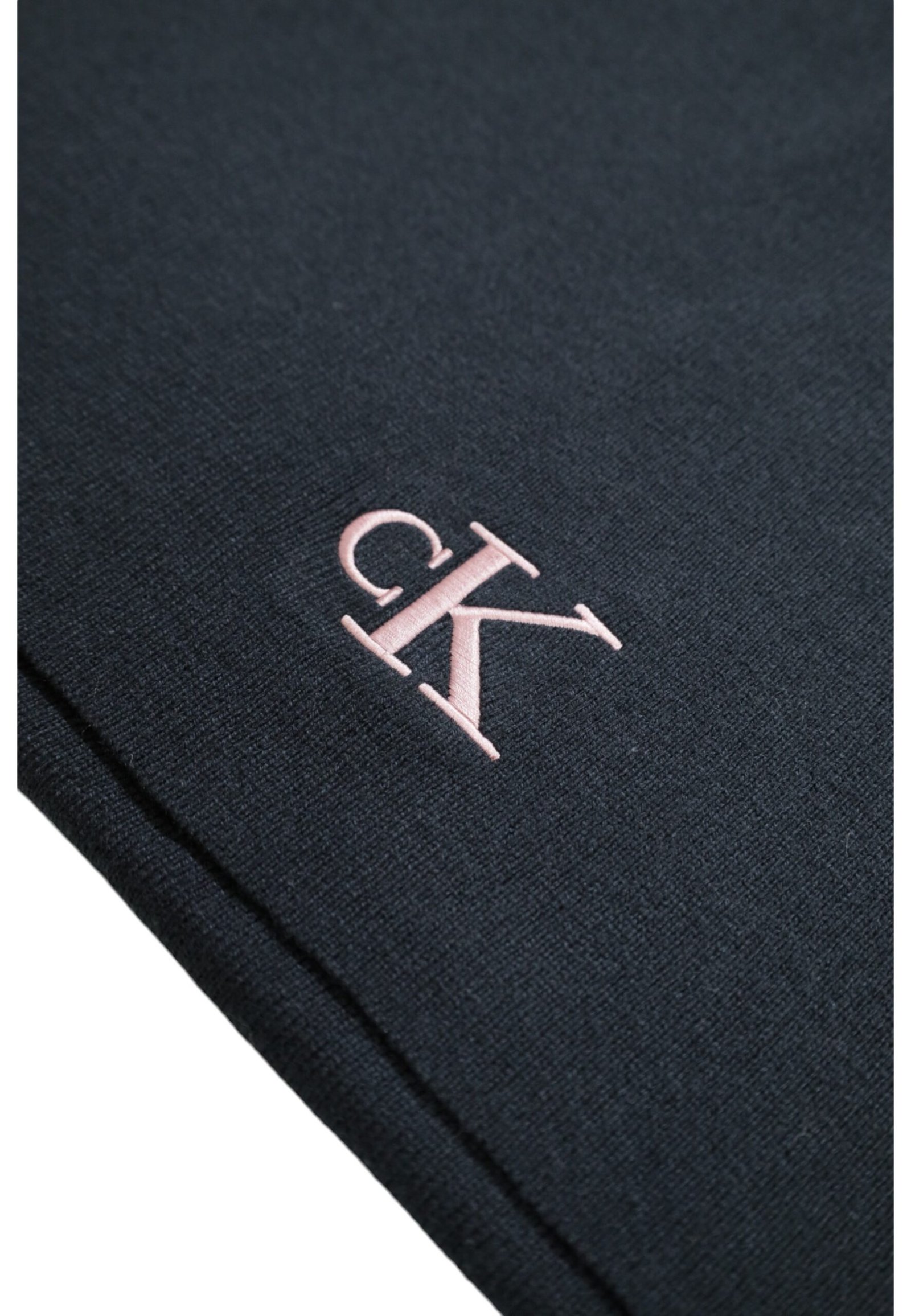 Calvin Klein - Calvin Klein Women Scarve - Image 3